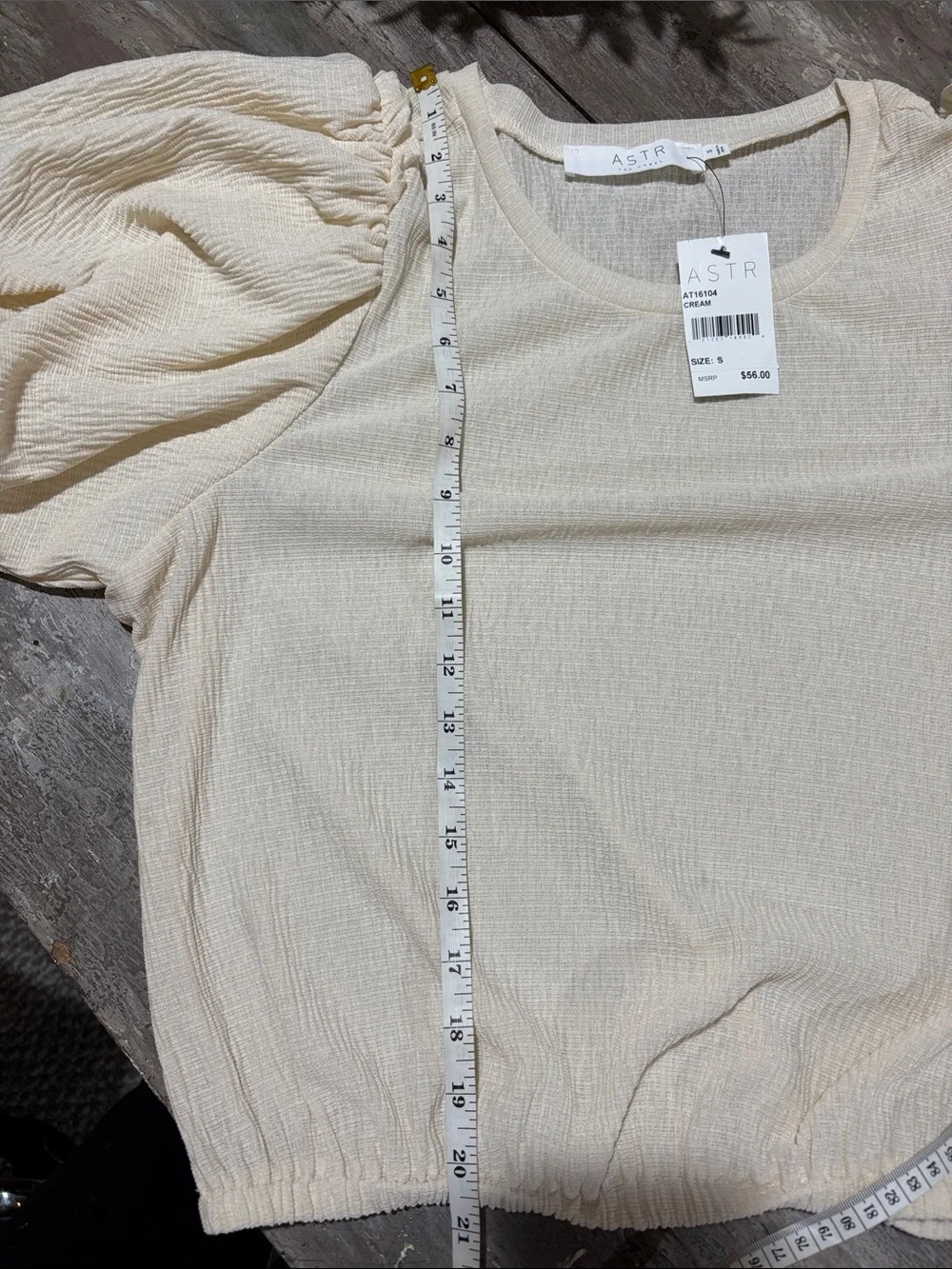 Astr Cream Textured Puff Sleeve Blouse